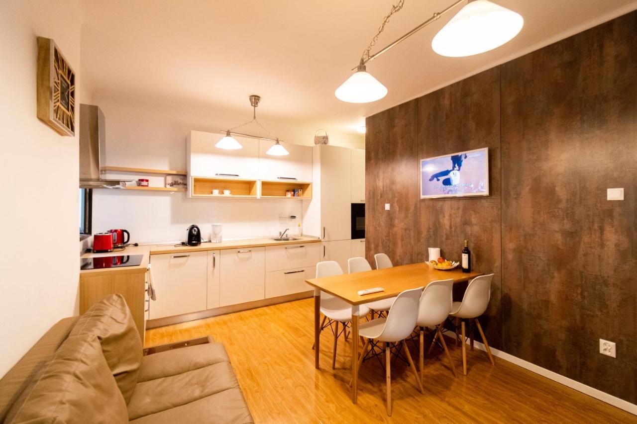 Ardor Apt - Bright And Secluded Apartment In The Heart Of Old Town 布拉索夫 外观 照片